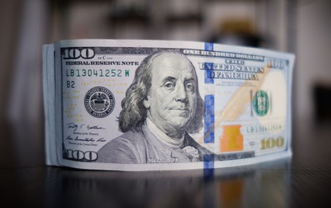 Валютний ринок України у квітні - НБУ продав 2,2 млрд доларів 1