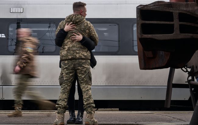 Виплати сім'м загиблих військових змінив Кабмін 1