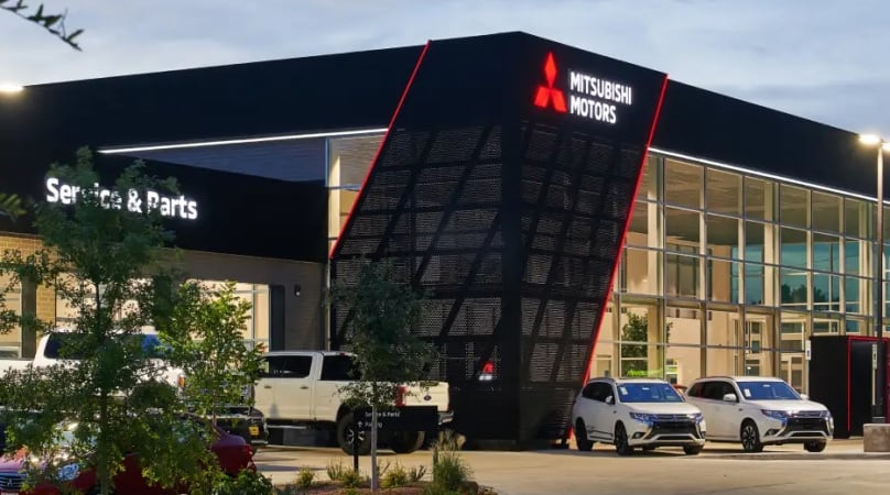 Виробник iPhone випускатиме електромобілі Mitsubishi 1