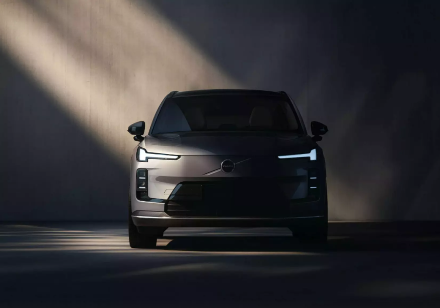 Volvo відродить культову модель XC70 2