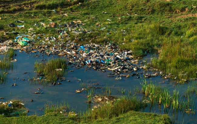 Забруднення води і водойм в Україні під час війни - де якість найгірша, причини 1