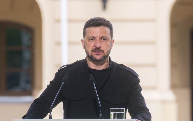 Зеленський закликав до реальних дій щодо РФ після затримки меморандуму 1