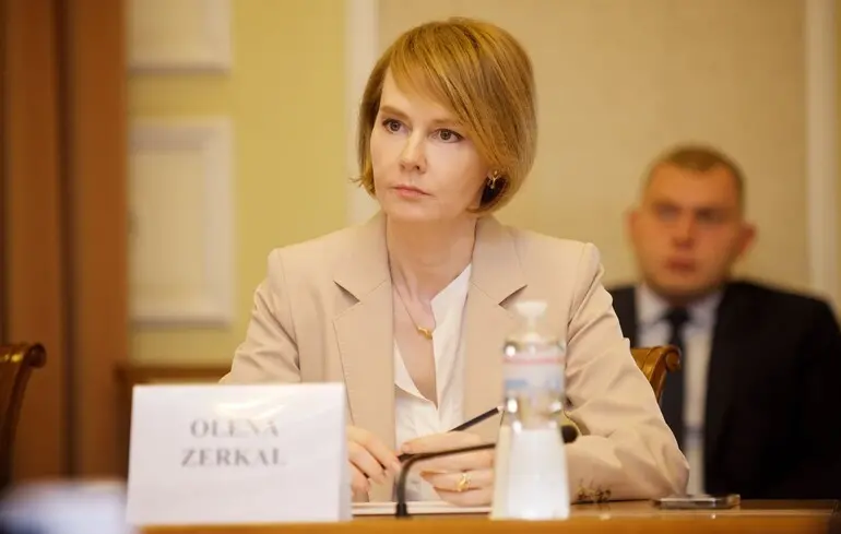 Зеркаль розповіла, чим Україні вигідна угода про мінерали зі США - новини України 1