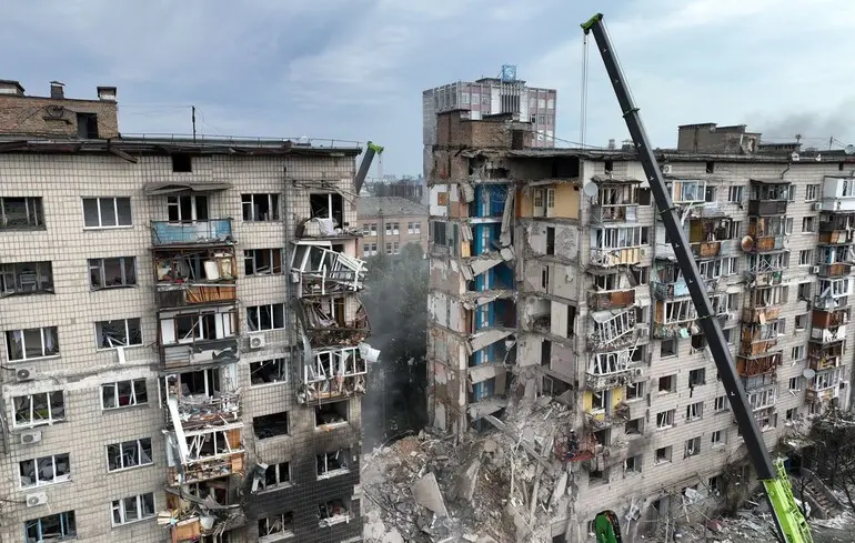 Багатоповерхівка в Києві - військовий об'єкт - Путін прокоментував атаку 17 червня 1