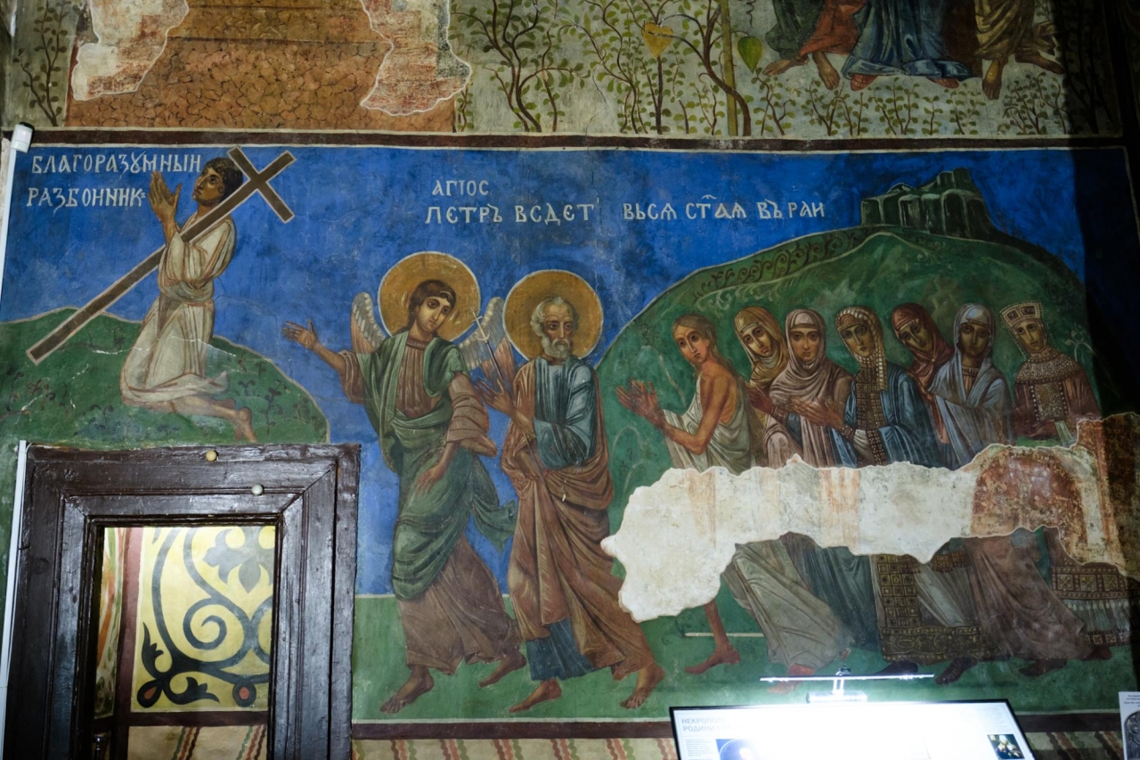 Кирилівська церква в Києві - інтерв'ю про храм з Андрієм Петренком і Мариною Проніною 22