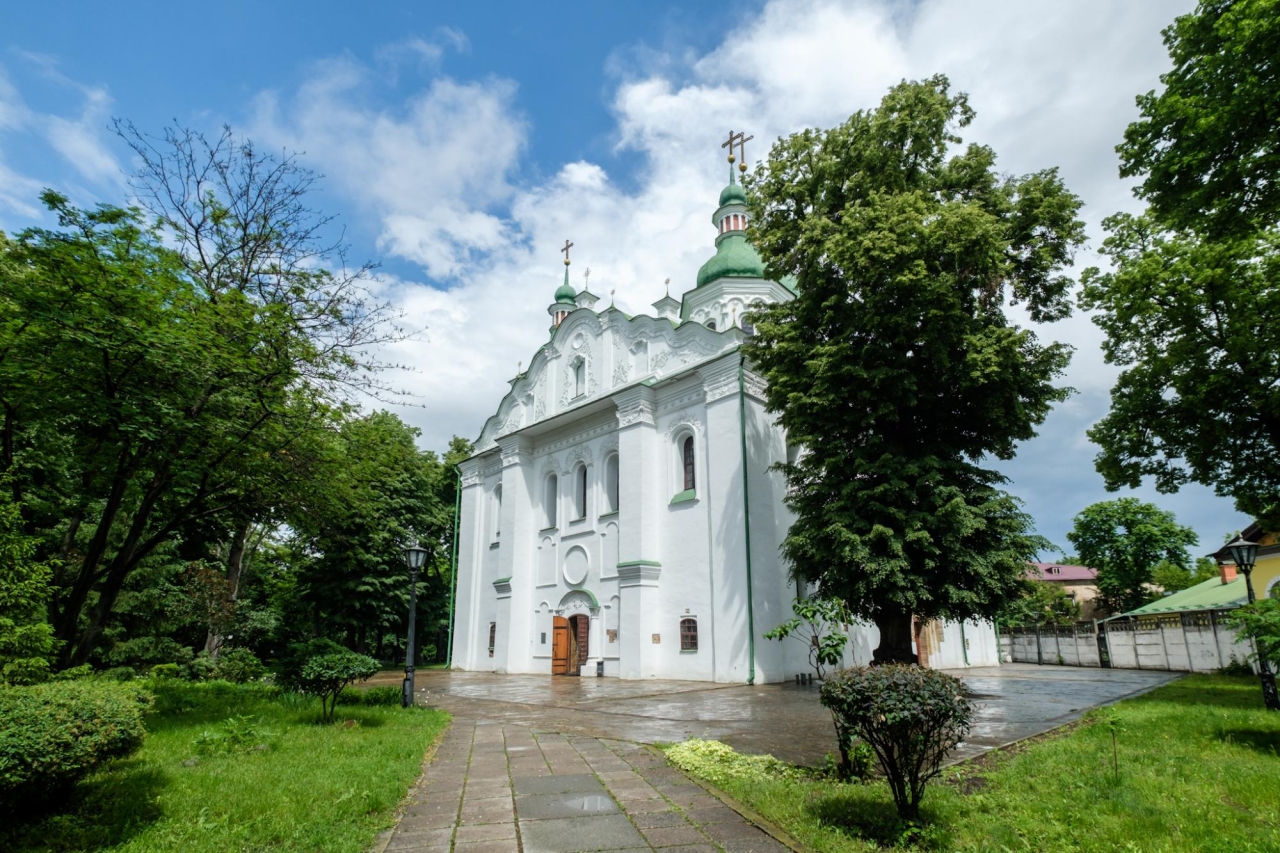 Кирилівська церква в Києві - інтерв'ю про храм з Андрієм Петренком і Мариною Проніною 29