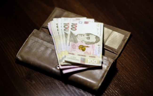 Мінімальна зарплата зросте до 8 688 гривень 1