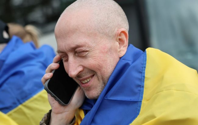 Обмін полоненими 19 червня - опубліковані зворушливі відео звільнених з полону військових, відео 1