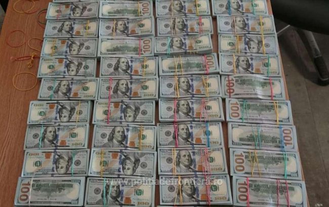 Півтора мільйона доларів вилучили в двох українців у Румунії 1