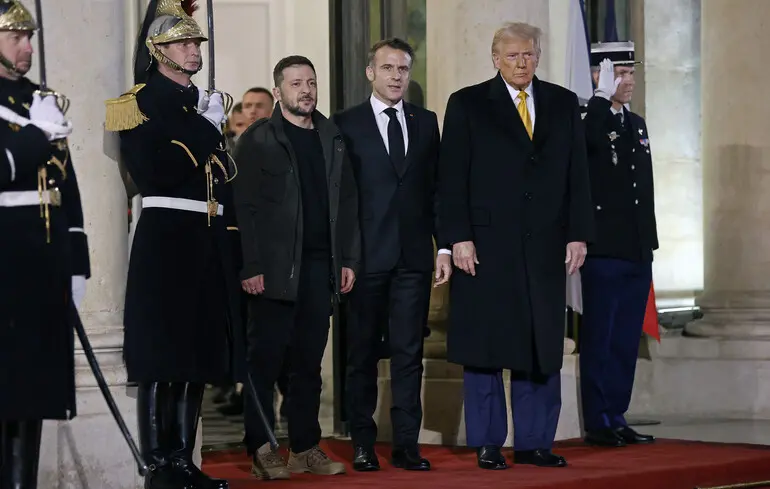 Трамп поїхав з саміту через Зеленського - президент США завчасно покинув Канаду через роздратуванням Макроном 1