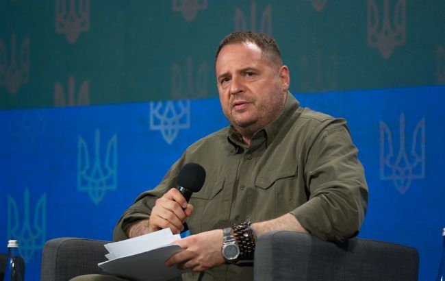Трамп сказав Зеленському, що зацікавлений в українській зброї 1