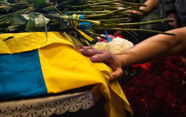 У Києві попрощалися з рятувальниками ДСНС, які загинули 6 червня, відео 1