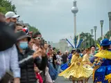 Український колектив виступив на Карнавалі культур у Берліні - фото Український колектив виступив на Карнавалі культур у Берліні - фото 30