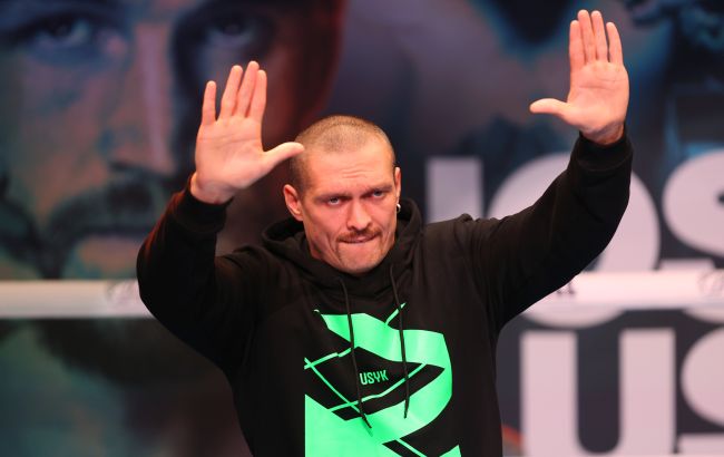 Усик перед Дюбуа визначився з новим промоутером - що про нього відомо 1