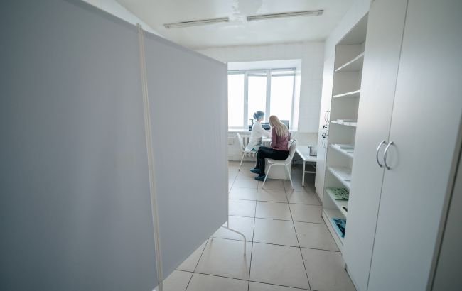 В Австрії скасовують безкоштовну медичну страховку для українців – як не втратити доступ до медпослуг 1