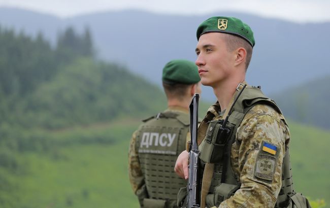 Виїзд за кордон - українців попередили про черги влітку, ДПСУ дала поради 1