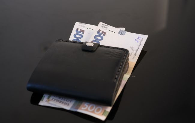 Зарплати в Україні будують зростати повільно 1
