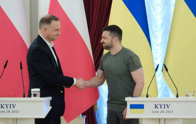 Зеленський нагородив президента Польщі Анджея Дуду орденом Свободи 1
