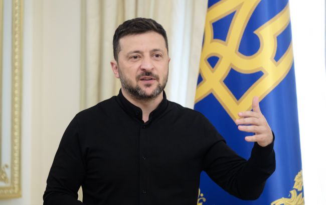 Зеленський привітав українців з Днем конституції 1