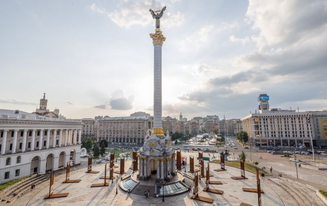 Зупинку громадського транспорту на Майдані в Києві перенесли - де вона тепер, фото 1