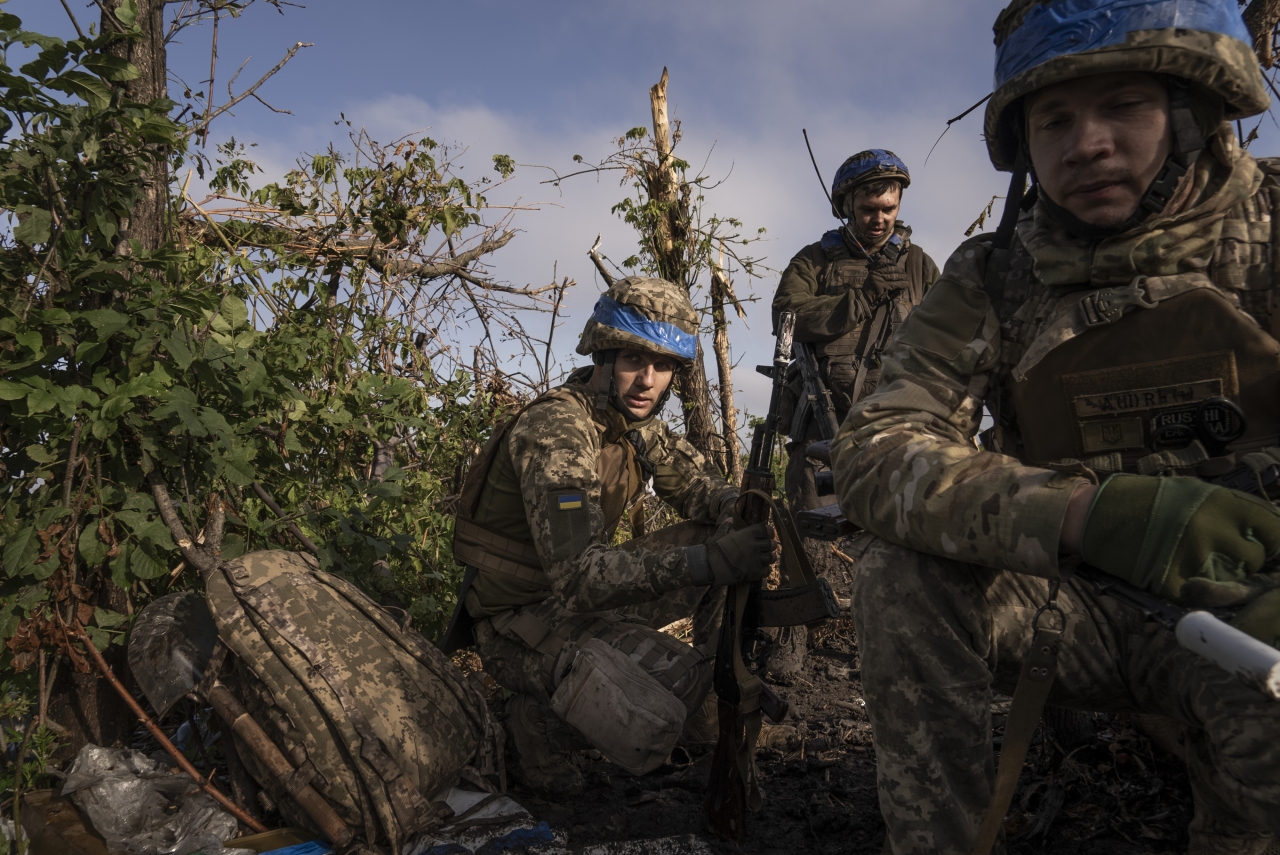 2000 метрів до Андріївки новий фільм Мстислава Чернова – презентували офіційний трейлер 2