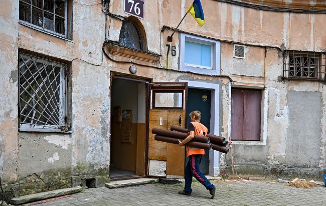 Армія відновлення 2025 для безробітних і ВПО працює в Україні - як вступити, зарплата, вакансії 1
