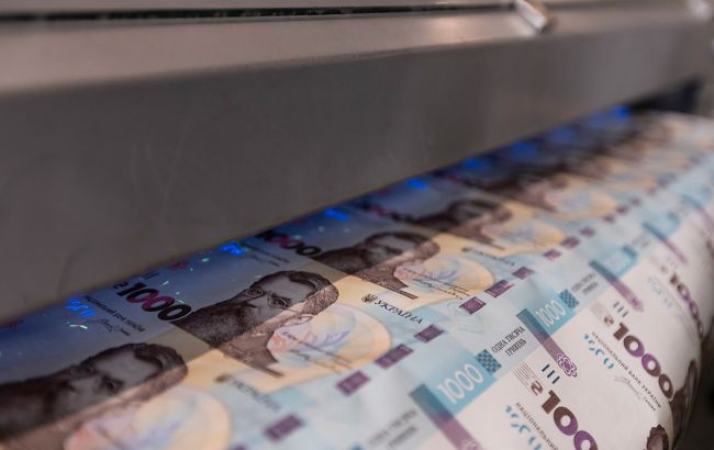Банкноти в 1000 гривень зайняли майже половину обігу в Україні 1