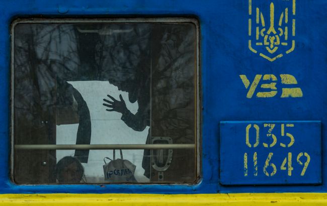 Евакуація із Сум потягом до Ужгорода - коли і як він курсуватиме 1