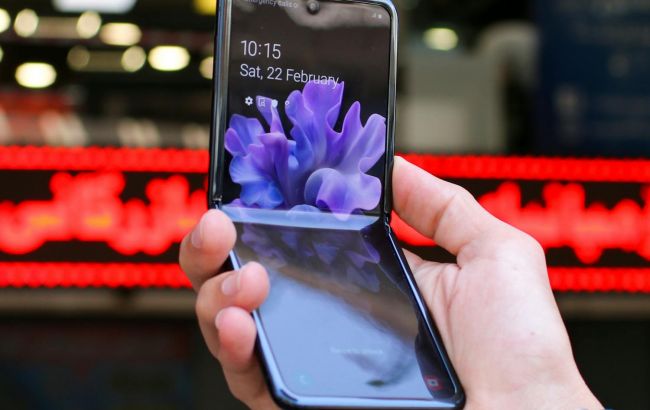 Galaxy Fold 7 витримує 500 000 складань 1
