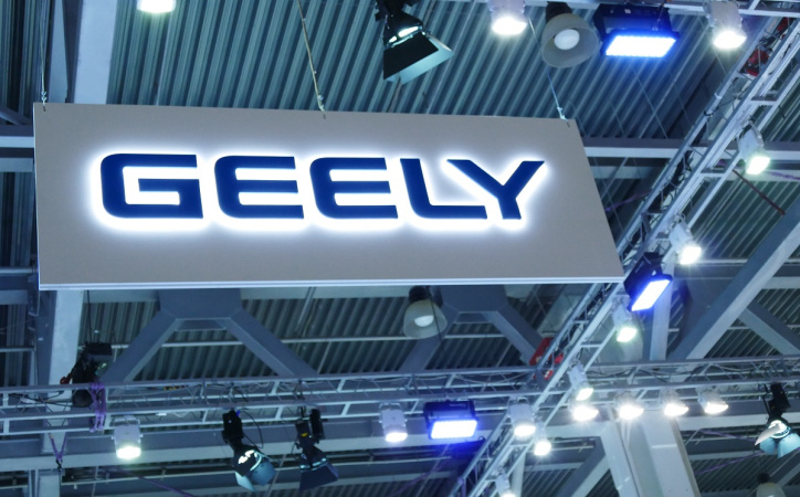 Geely повідомила про рекордні продажі у першому кварталі 1
