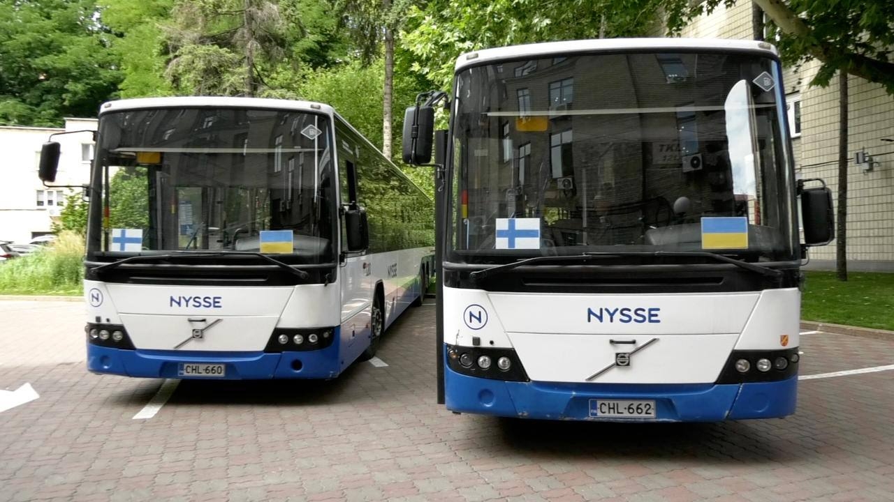 Гуманітарна допомога від Тампере: Київ отримав пасажирські автобуси 2