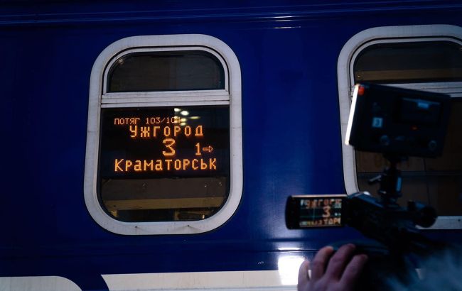 Квитки на Укрзалізниці влітку купити важче, чому 1