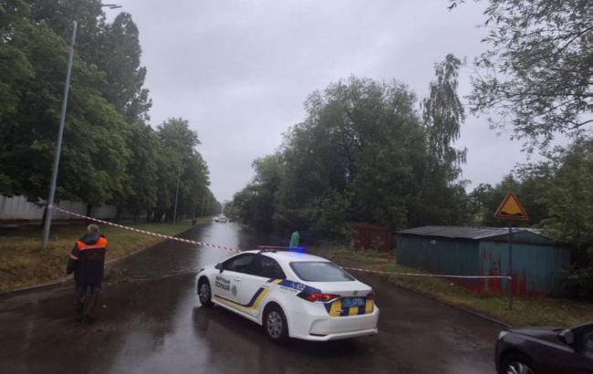 Львів накрила негода 10 липня - де є підтоплення і перекриті дороги, фото, відео 1