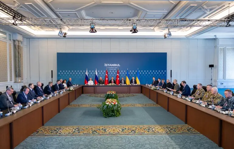 Переговори з росіянами - як українці оцінюють зусилля переговорної групи 1