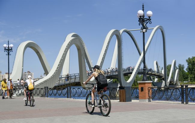 Погода в Україні на тиждень - синоптики попередили про високий стрибок температури 1