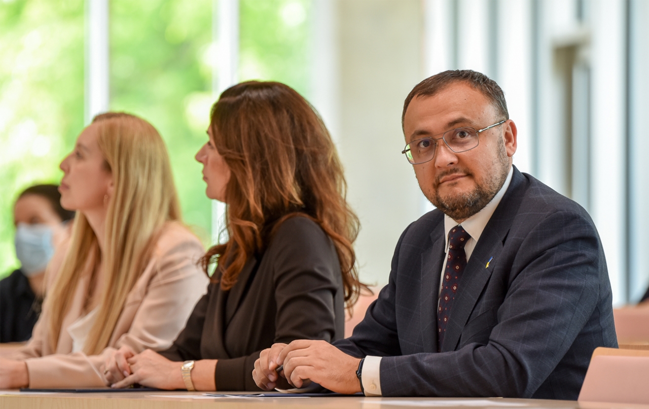 Посол Боднар в інтерв'ю РБК-Україна – про конфлікти з Польщею, Волинь і біженців 4