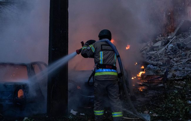 Пожежа під час обстрілу - як правильно евакуюватися і допомогти іншим 1