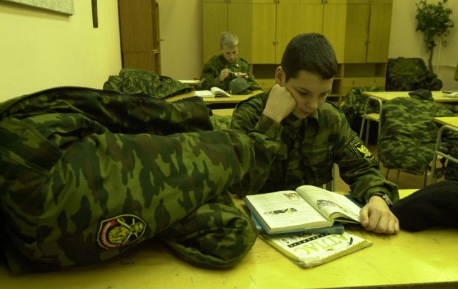 Росія впроваджує систему психологічного контролю на Херсонщині 1