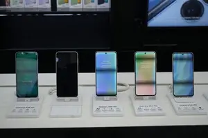 Samsung вперше вбудує систему охолодження в чипи для смартфонів Galaxy S26 3
