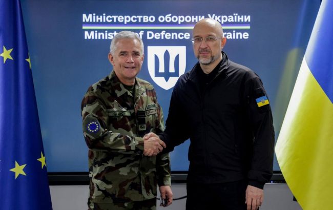 Шмигаль назвав ключові потреби ЗСУ про, які домовлявся з Кленсі 1