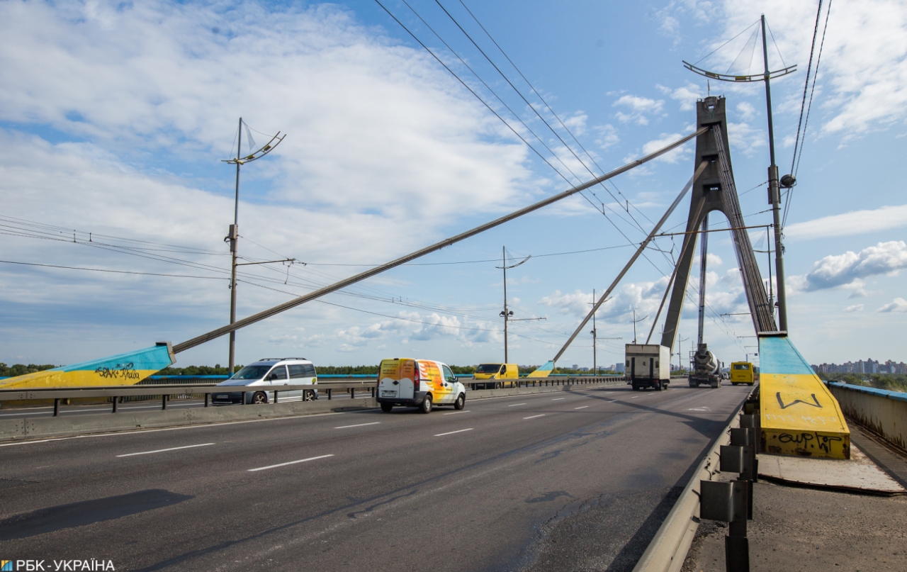 Транспорт в Києві потребує змін – про метро на Троєщину і аварійні мости розповідає Дмитро Беспалов 15