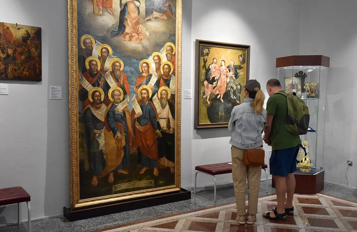 У Києво-Печерській лаврі відкрилась виставка присвячена Пресвятій Трійці – фото У Києво-Печерській лаврі відкрилась виставка присвячена Пресвятій Трійці – фото 14