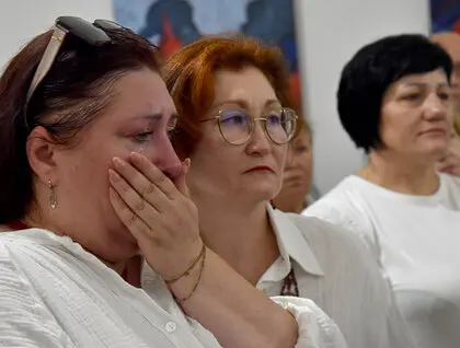 У Києво-Печерській лаврі відкрили експозицію про полеглих у колонії в Оленівці – фоторепортаж - новини Києва 16