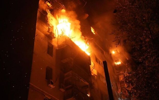 Удар по Одесі 19 липня - загинула жінка, горіли кілька поверхів, фото і відео 1