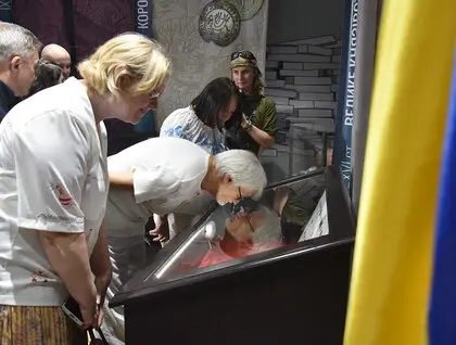 Виставка Скарби Державності відкрилася в Музеї Майдану Києва - фото Виставка Скарби Державності відкрилася в Музеї Майдану Києва - фото 40