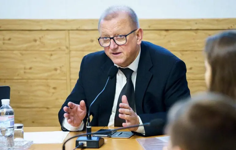 Всеукраїнська Рада захисту прав та безпеки пацієнтів звернулася до влади Києва відновити закупівлю ліків для онкохворих киян 1