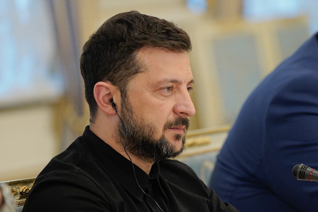 Зеленський доручив Шмигалю й Умєрову за 10 днів провести аудит угод 1