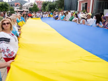 День Незалежності України - у Цетіньє пройшла хода з 34-метровим прапором - фото День Незалежності України - у Цетіньє пройшла хода з 34-метровим прапором - фото 19