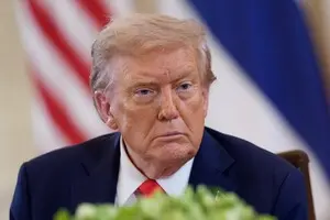 Дональд Трамп зробив крок назад від мирних переговорів України і Росії 2