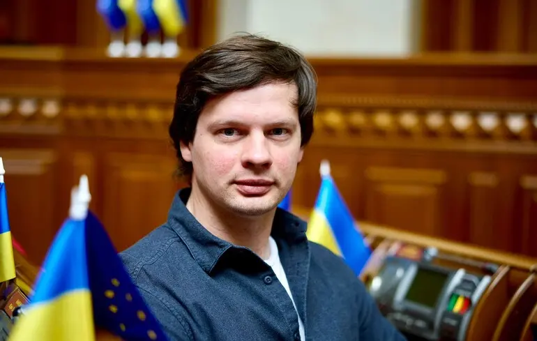 Електронні сигарети - слуга народу Костюх може бути причетним до найбільшої мережі в Україні 1